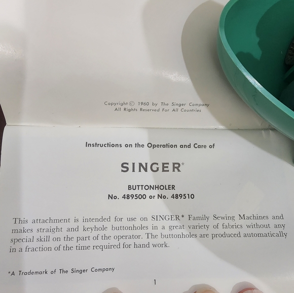 Singer Buttonholer No. 489500 or No. 489510 - Picture 3 of 5